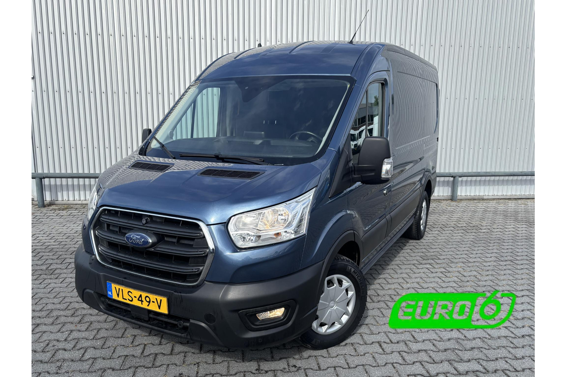 Ford Transit 330 2.0 TDCI L2H2*ECC*NAVI*CAM*HAAK*STOELVERWARM.*